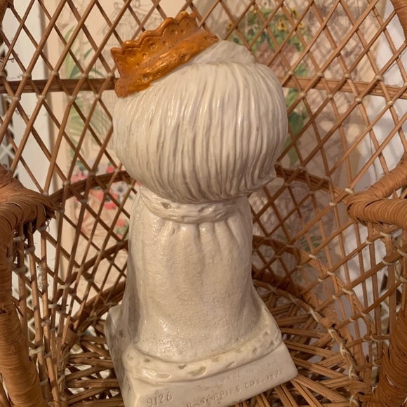 W&R berries 1970’s mom statue - Picture 2 of 3